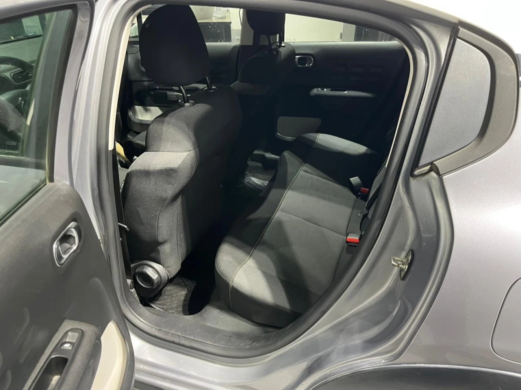imagen 0 de vehiculo con id 2165